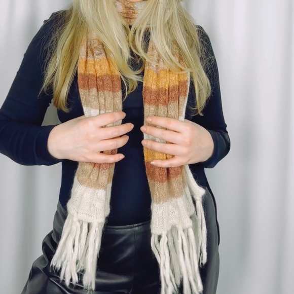 Vintage Missoni Foulard Scarf + Gloves Set with Sparkle Weave in Italian Mohair - Picture 8 of 13